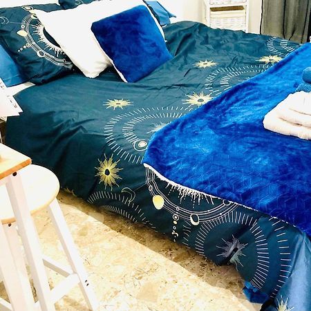 Location Chambre Avec Salle De Bain Et Partie Commune Sea View & Mountain View Renting 1 Of 3 Bedrooms With Shared Common Space 3 Bdrm Apt Not 1 Bdrm Plus Clime Ou Ac Bastia  Luaran gambar