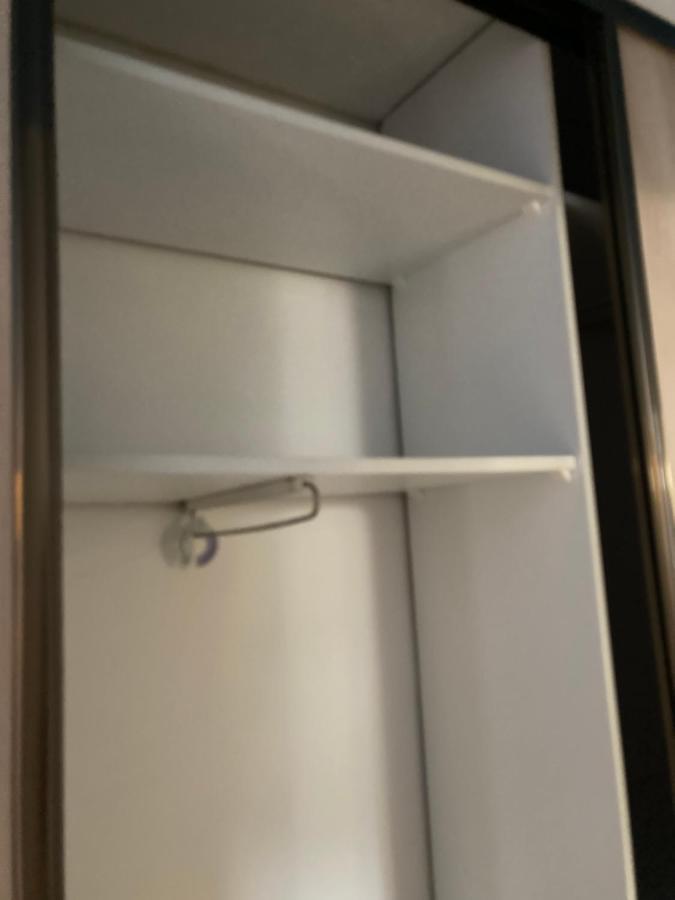 Location Chambre Avec Salle De Bain Et Partie Commune Sea View & Mountain View Renting 1 Of 3 Bedrooms With Shared Common Space 3 Bdrm Apt Not 1 Bdrm Plus Clime Ou Ac Bastia  Luaran gambar