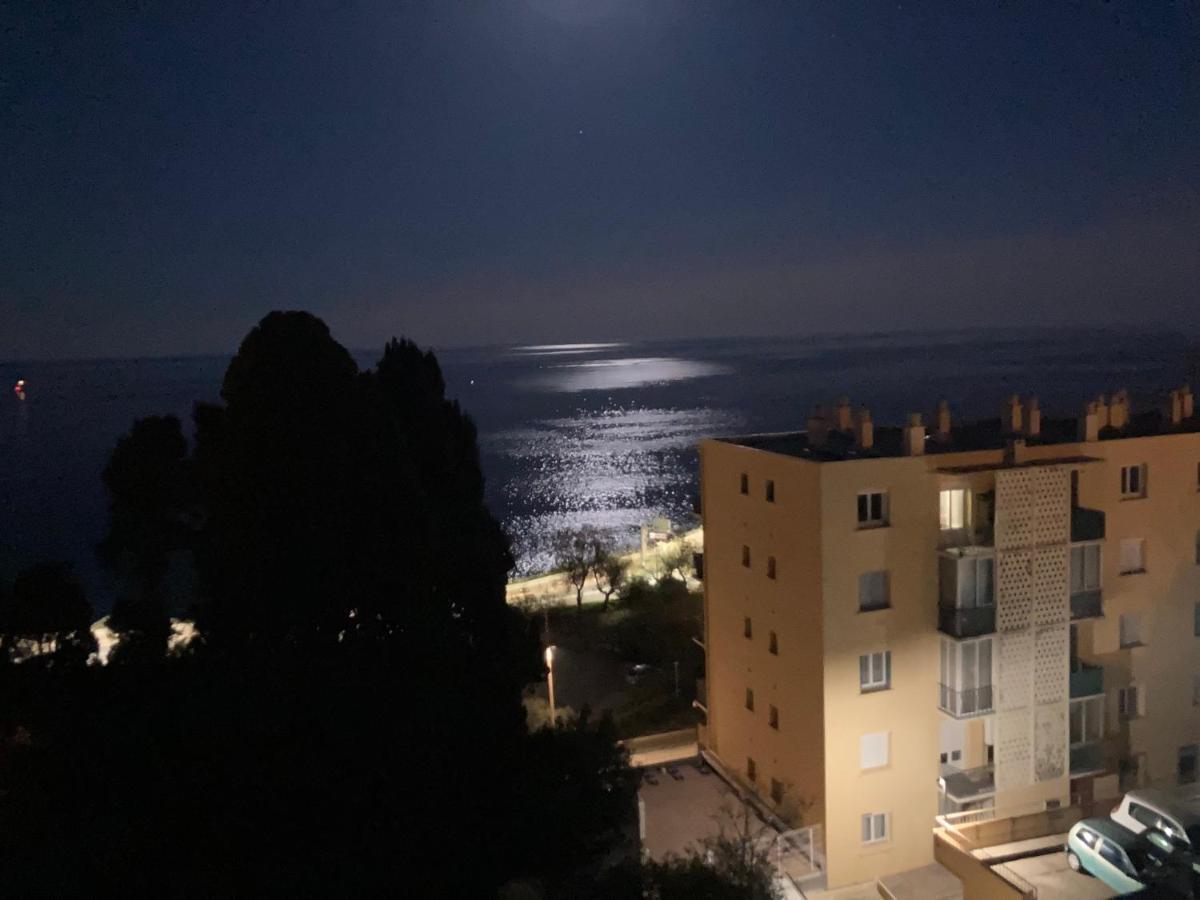 Location Chambre Avec Salle De Bain Et Partie Commune Sea View & Mountain View Renting 1 Of 3 Bedrooms With Shared Common Space 3 Bdrm Apt Not 1 Bdrm Plus Clime Ou Ac Bastia  Luaran gambar