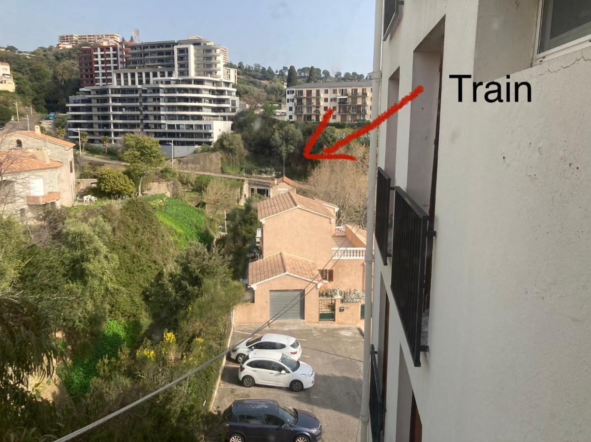Location Chambre Avec Salle De Bain Et Partie Commune Sea View & Mountain View Renting 1 Of 3 Bedrooms With Shared Common Space 3 Bdrm Apt Not 1 Bdrm Plus Clime Ou Ac Bastia  Luaran gambar