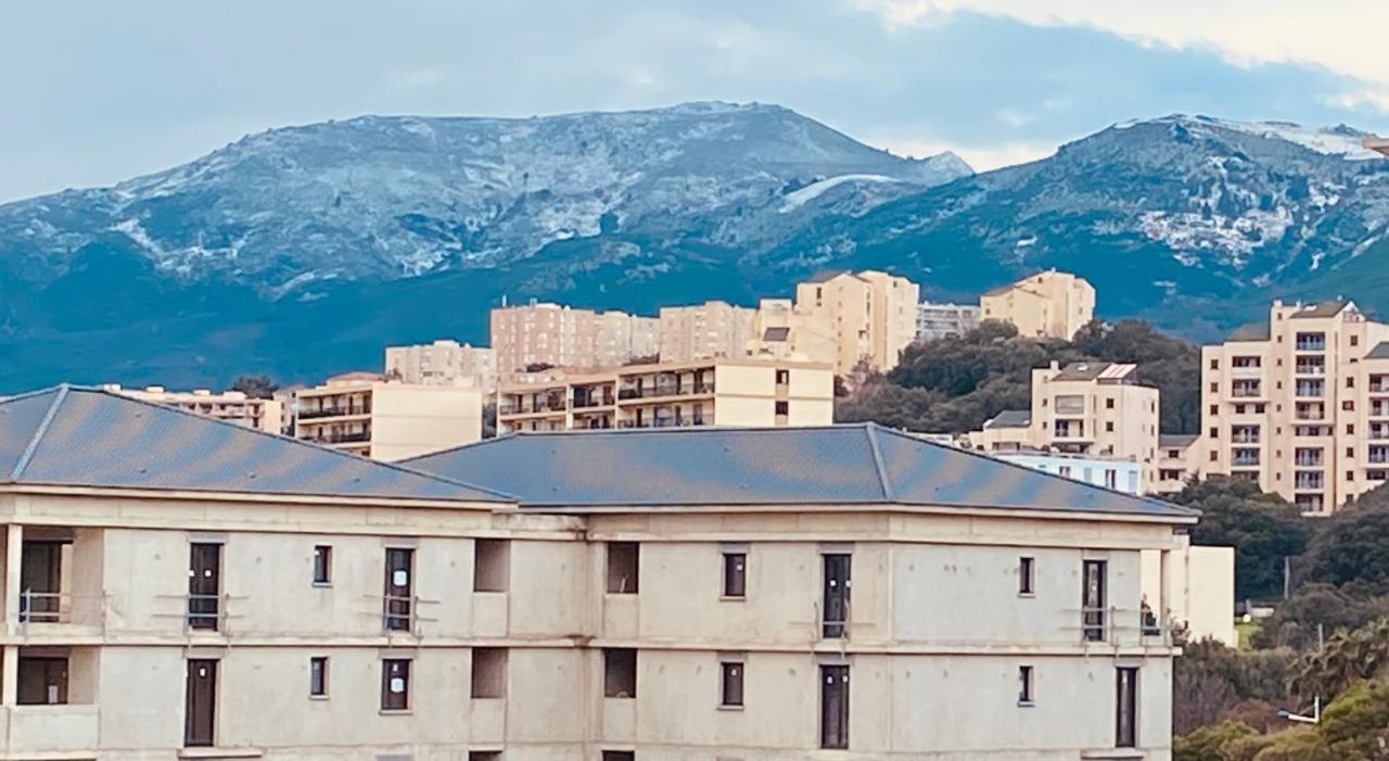 Location Chambre Avec Salle De Bain Et Partie Commune Sea View & Mountain View Renting 1 Of 3 Bedrooms With Shared Common Space 3 Bdrm Apt Not 1 Bdrm Plus Clime Ou Ac Bastia  Luaran gambar